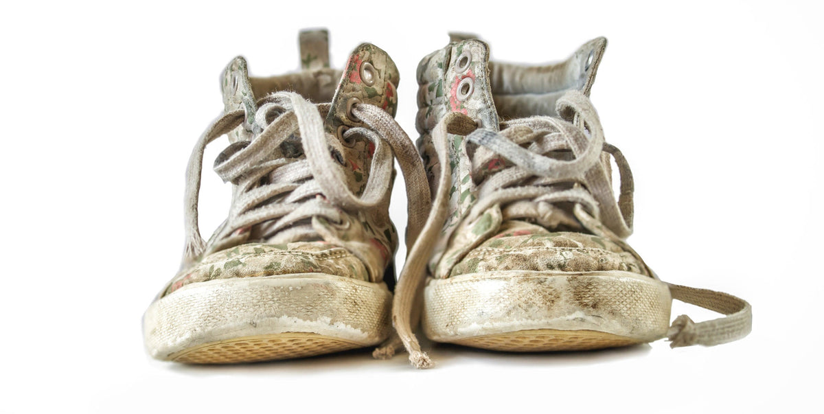 Cleaning Your Sneakers with Bar Keepers Friend