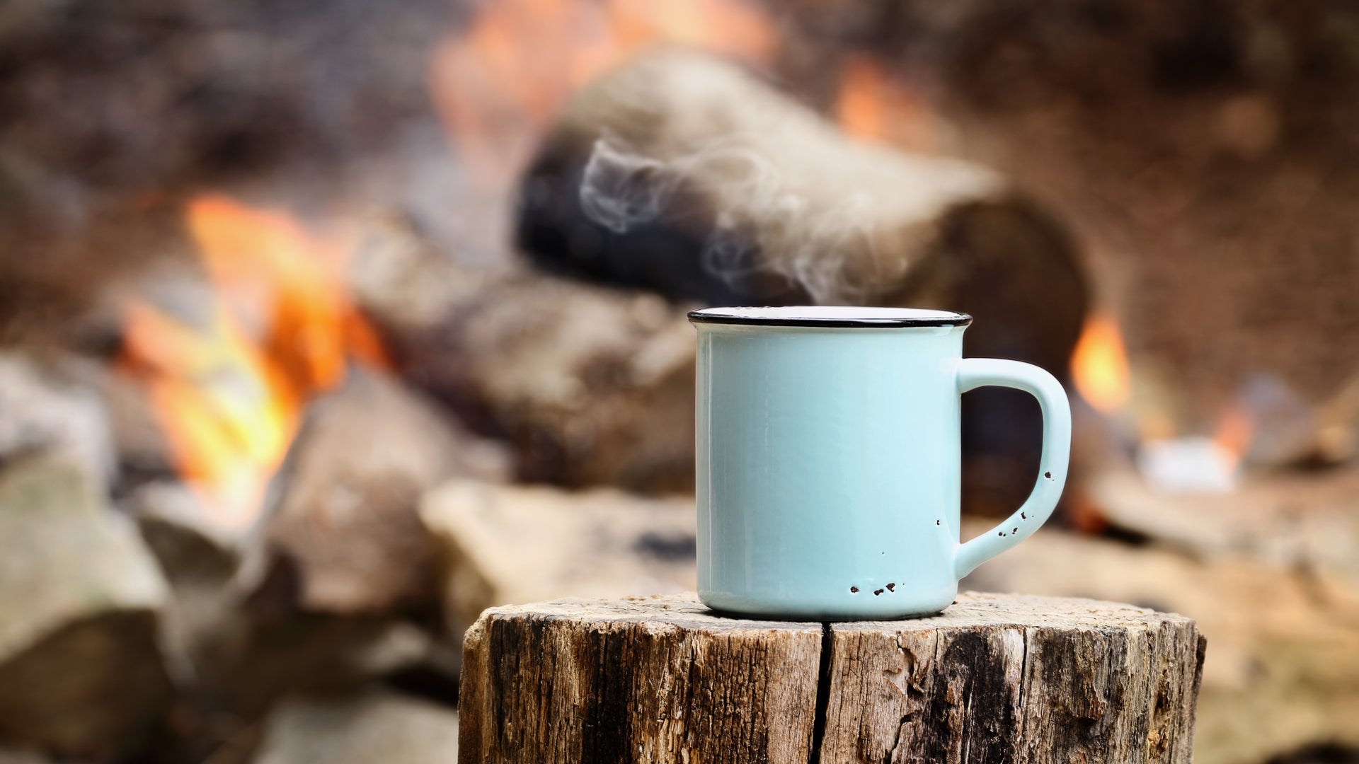How to Remove Coffee Stains from Your Mug
