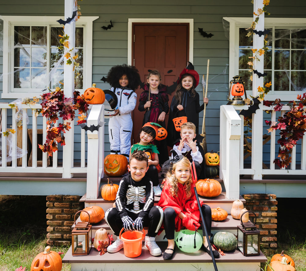 BOO Keepers Friend: Cleaning Your Porch for Trick-Or-Treaters